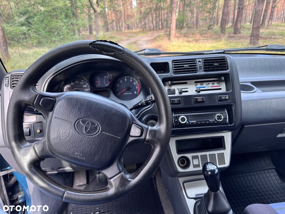 Toyota RAV4 2.0 - 14