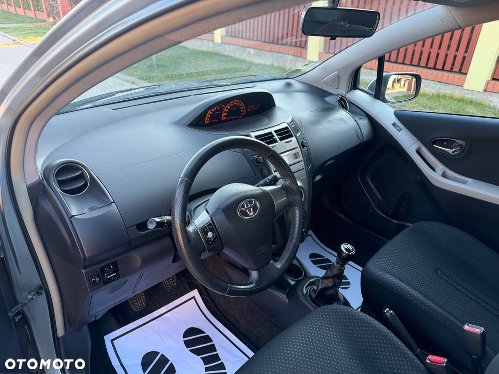 Toyota Yaris 1.33 Luna Start - 28