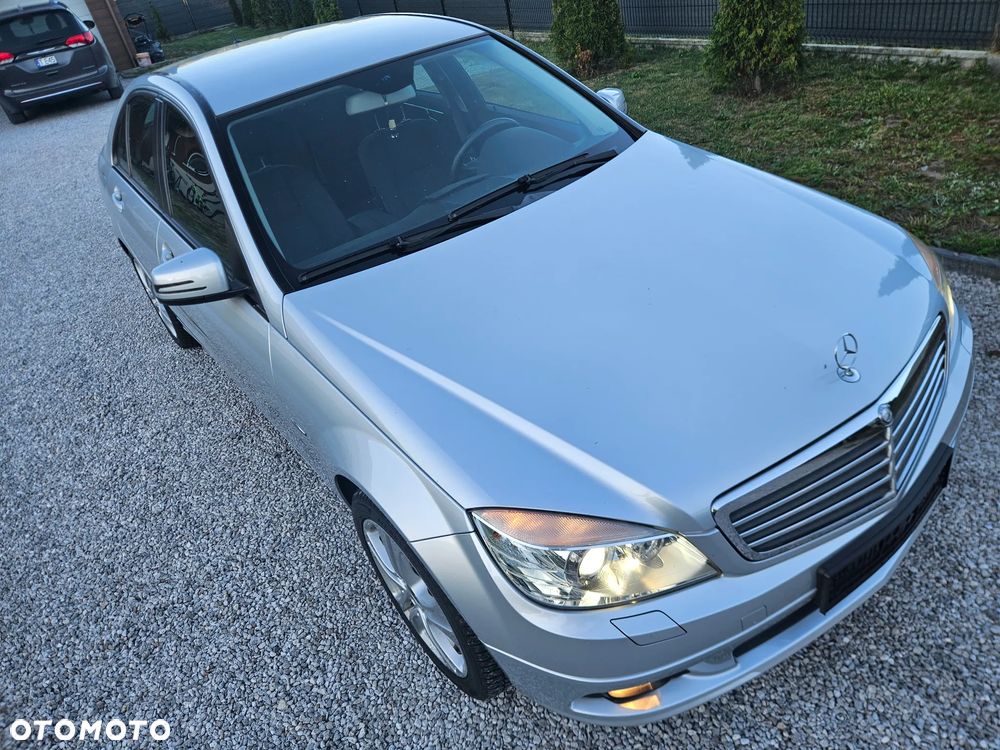 Mercedes-Benz Klasa C 180 Kompressor BlueEFFICIENCY - 35
