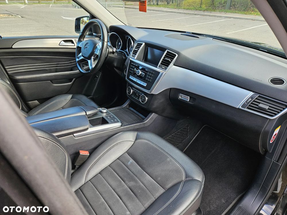 Mercedes-Benz ML 350 BlueTec 4-Matic - 19