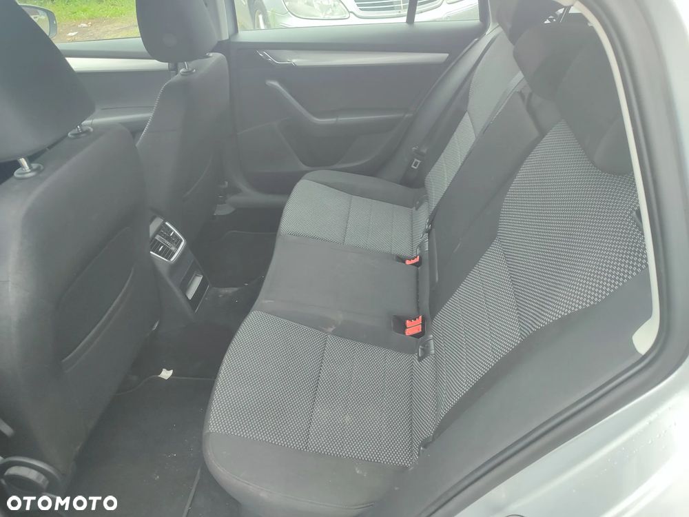 Skoda Octavia 1.6 TDI Green tec Active - 7