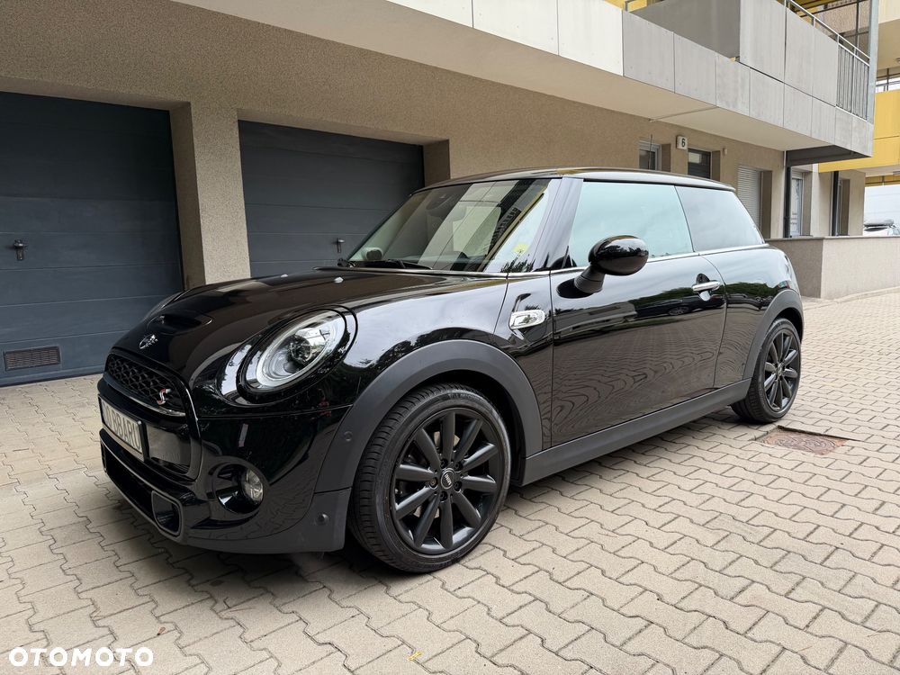 Mini, 2019