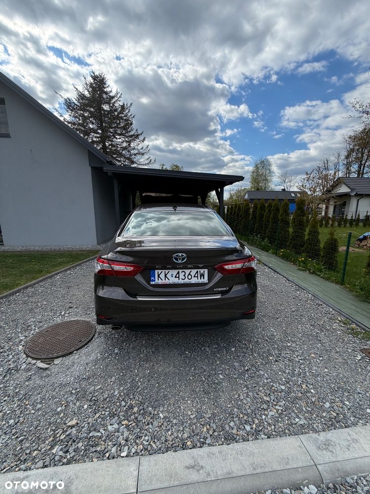 Toyota Camry 2.5 Hybrid Executive CVT - 4