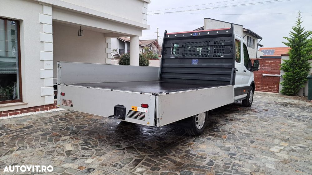 Ford TRANSIT D-CAB TREND L4 6+1 LOCURI RWD - 9