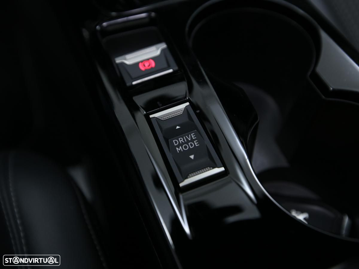 Peugeot 2008 1.5 BlueHDi GT EAT8 - 20