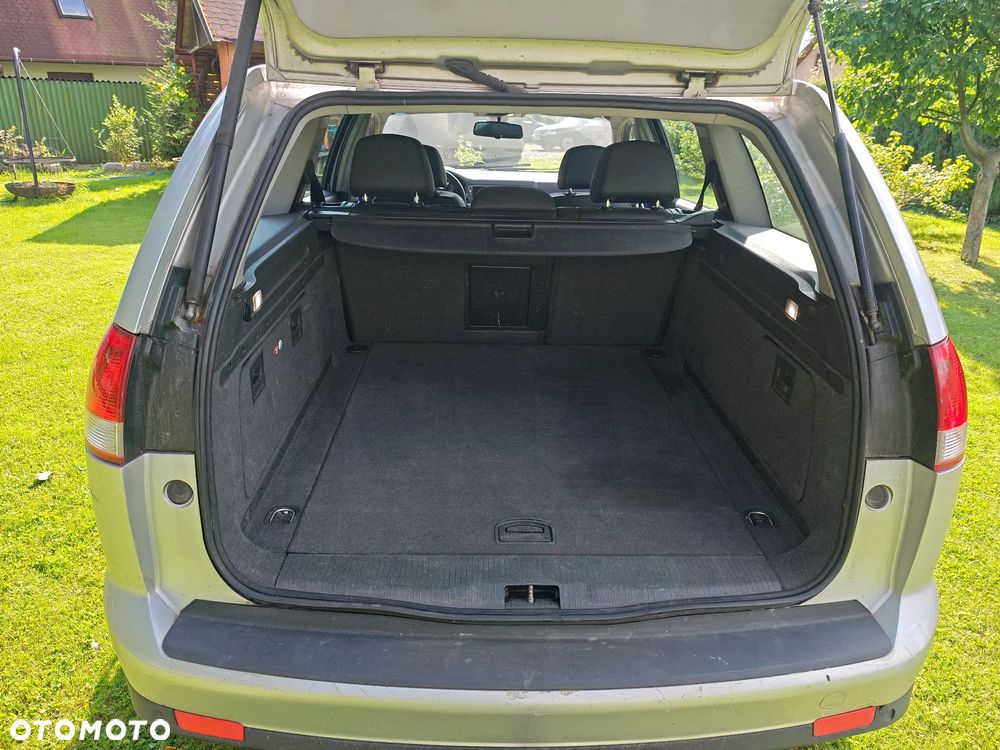 Opel Vectra 1.9 CDTI Cosmo - 12