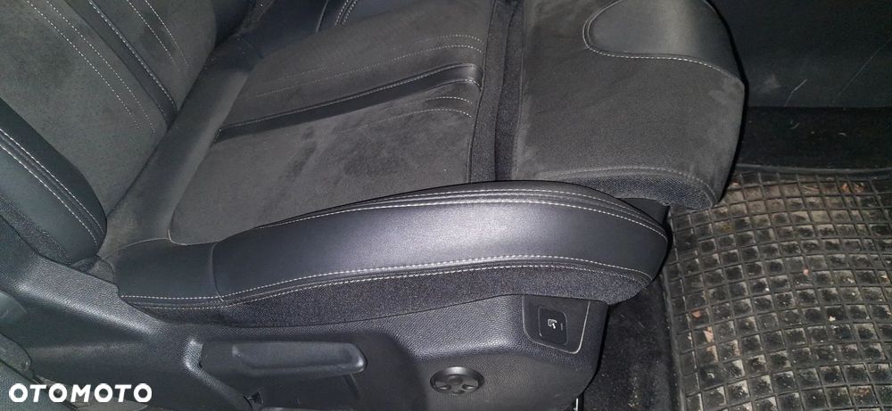 Peugeot 5008 1.6 PureTech GT Line S&S EAT8 - 13