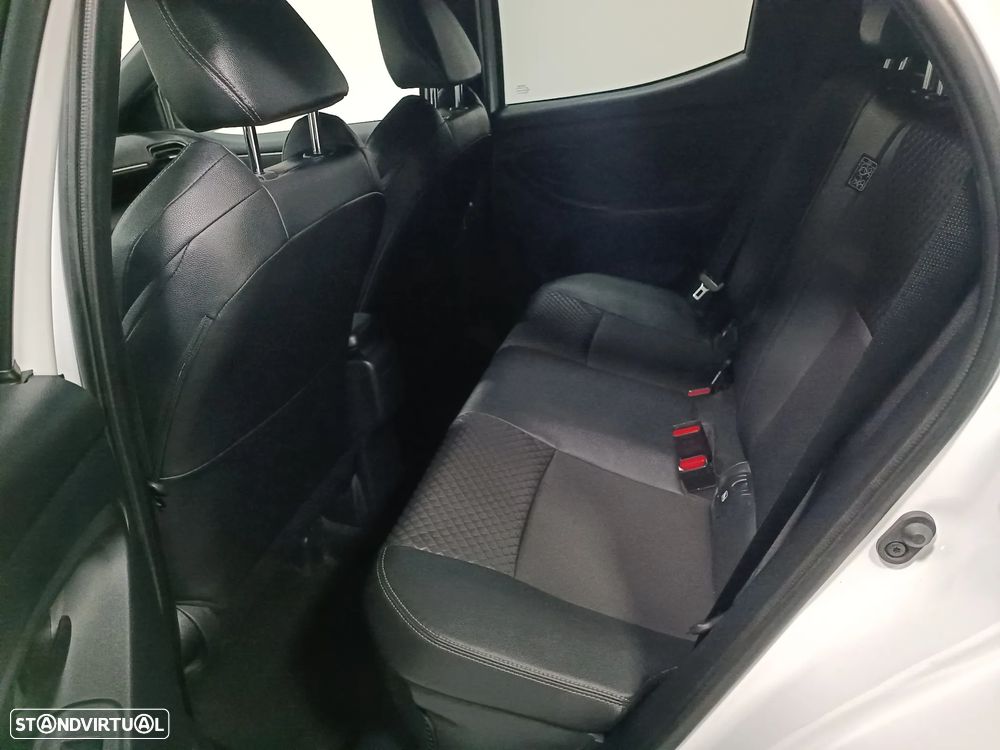 Toyota Yaris 1.5 HDF Luxury - 25