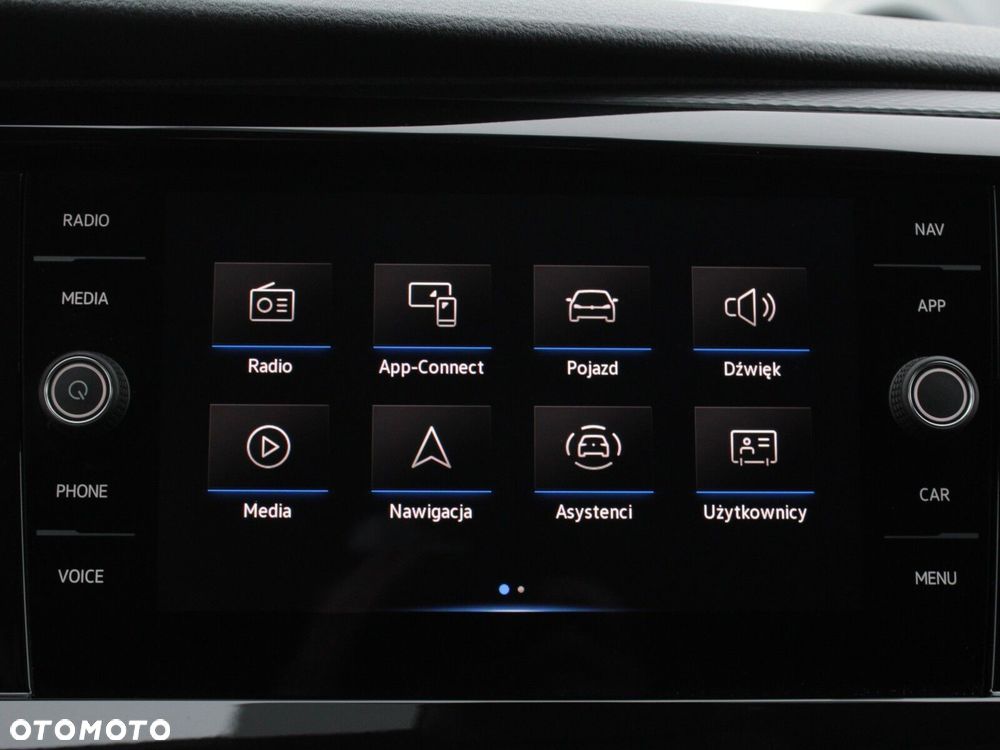 Volkswagen Caravelle - 27