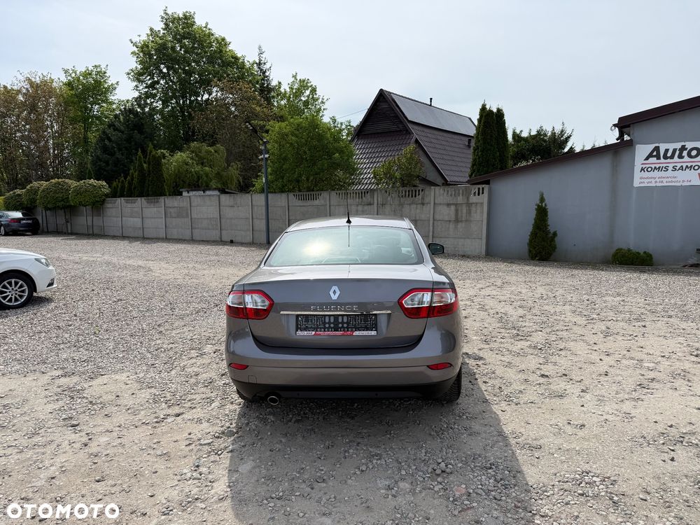 Renault Fluence 1.6 16V Privilege - 6