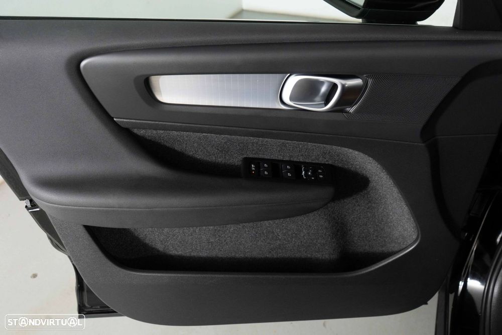 Volvo XC 40 1.5 T4 PHEV Plus Dark - 30