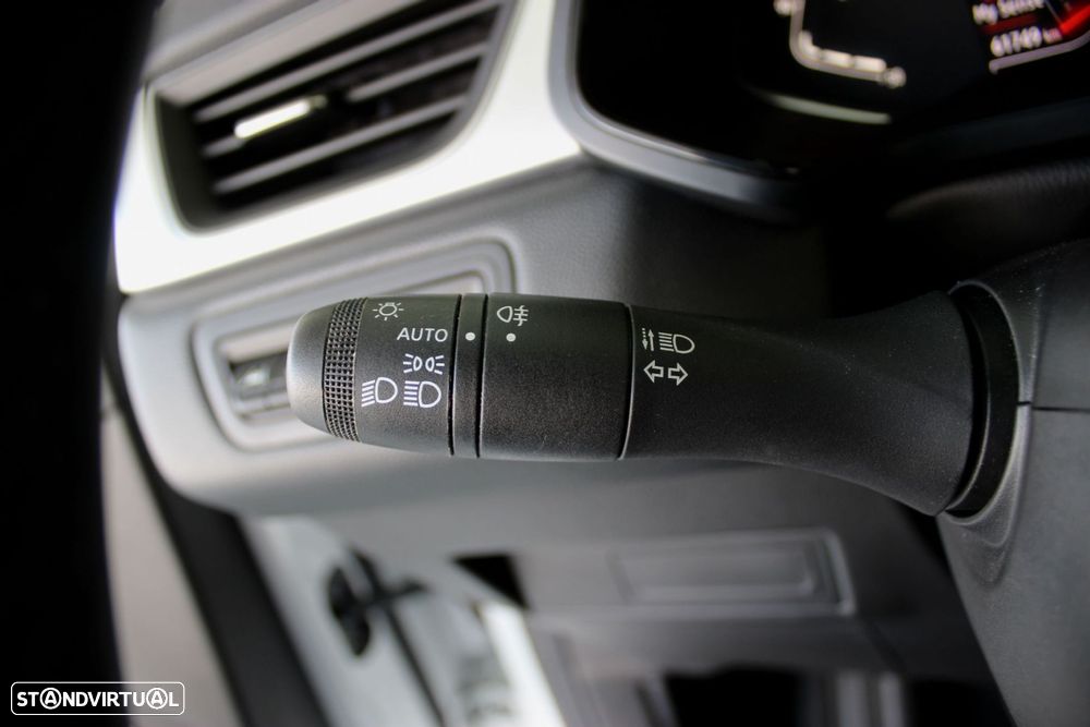 Renault Captur 1.0 TCe Exclusive - 19