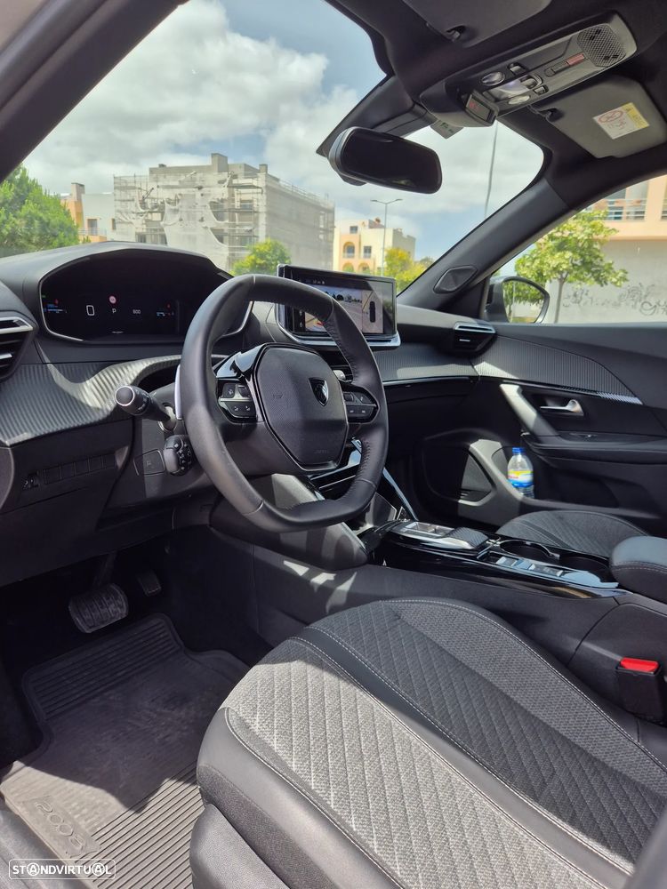 Peugeot 2008 1.2 PureTech Allure Pack EAT8 - 14