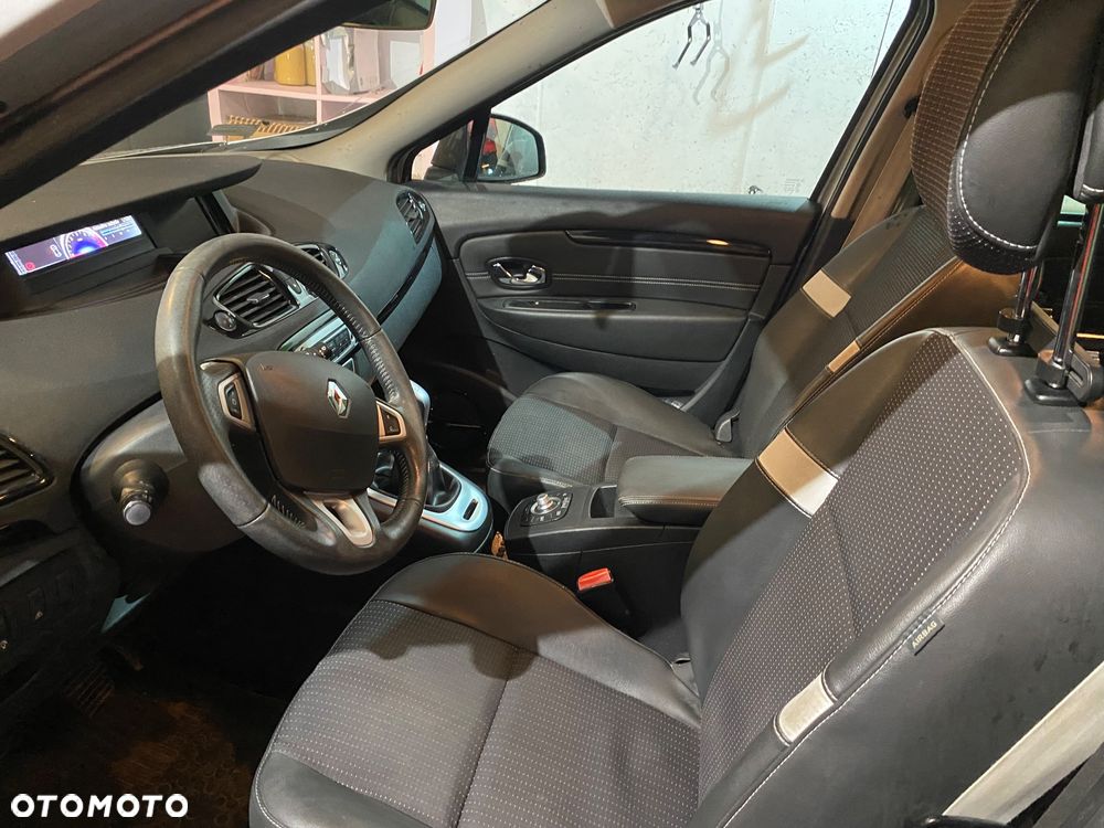 Renault Scenic - 9