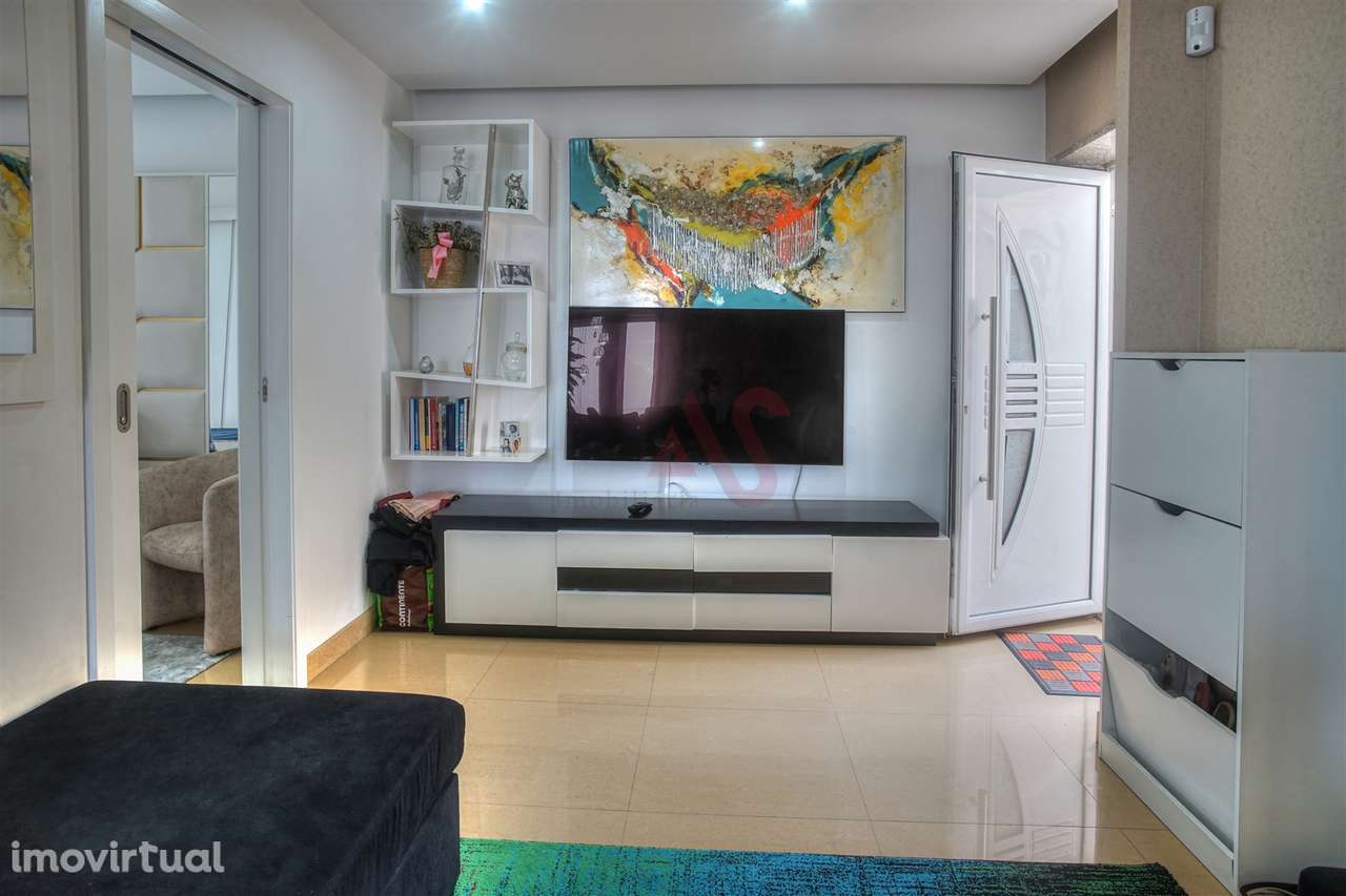 Moradia T4 + T2 + T1 + T1 em Sousa, Felgueiras - Grande imagem: 4/36