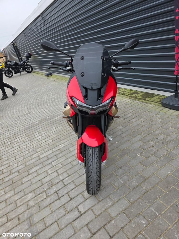 Moto Guzzi V100 Mandello - 31