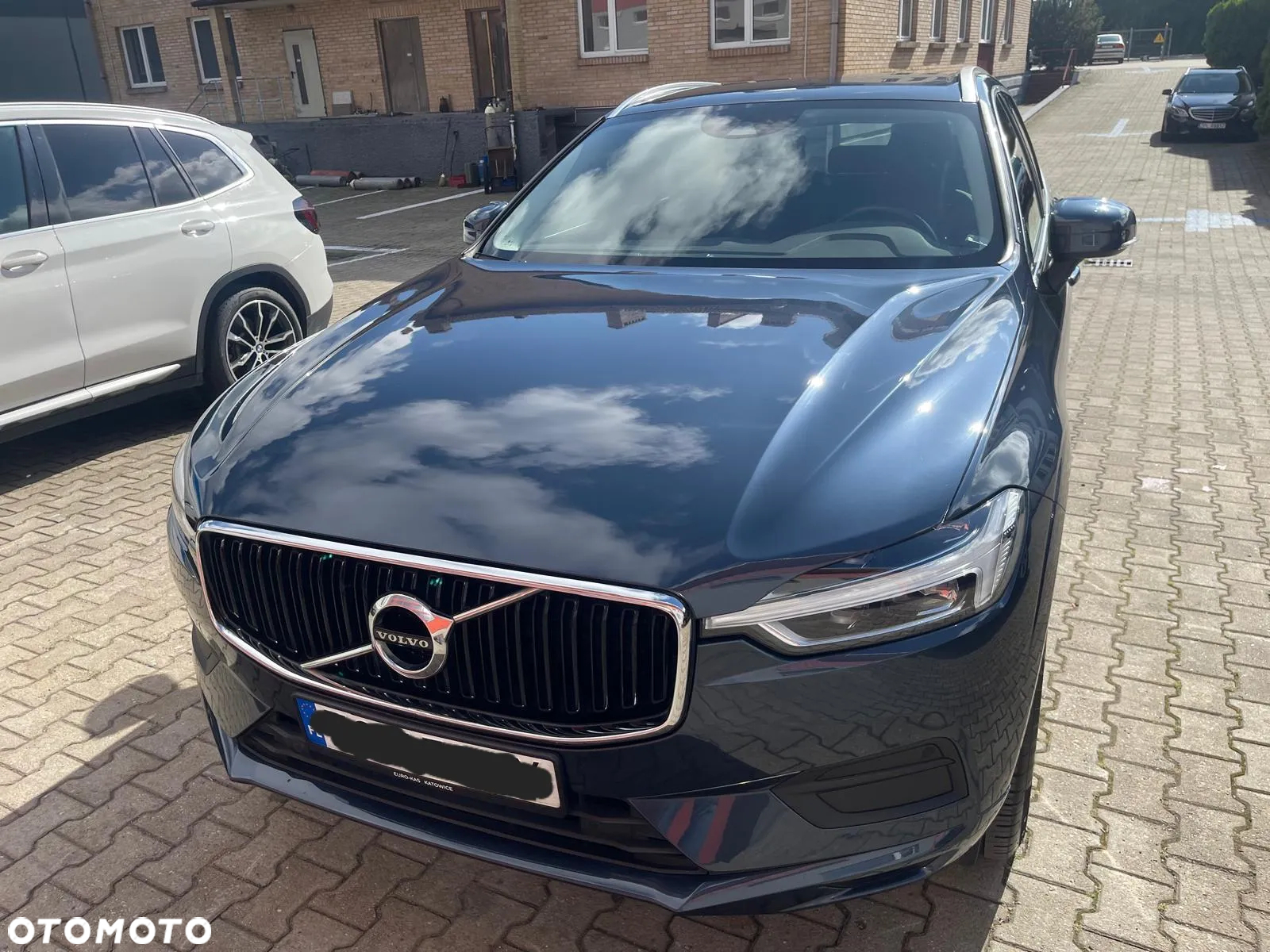 Volvo XC 60 D4 Momentum - 2