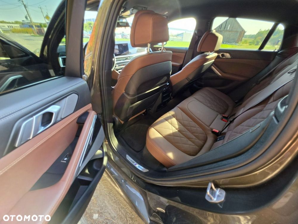 BMW X6 xDrive40d mHEV - 27