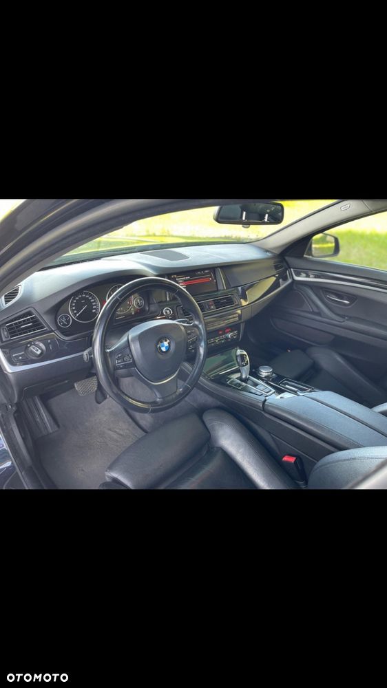 BMW Seria 5 530d xDrive - 11