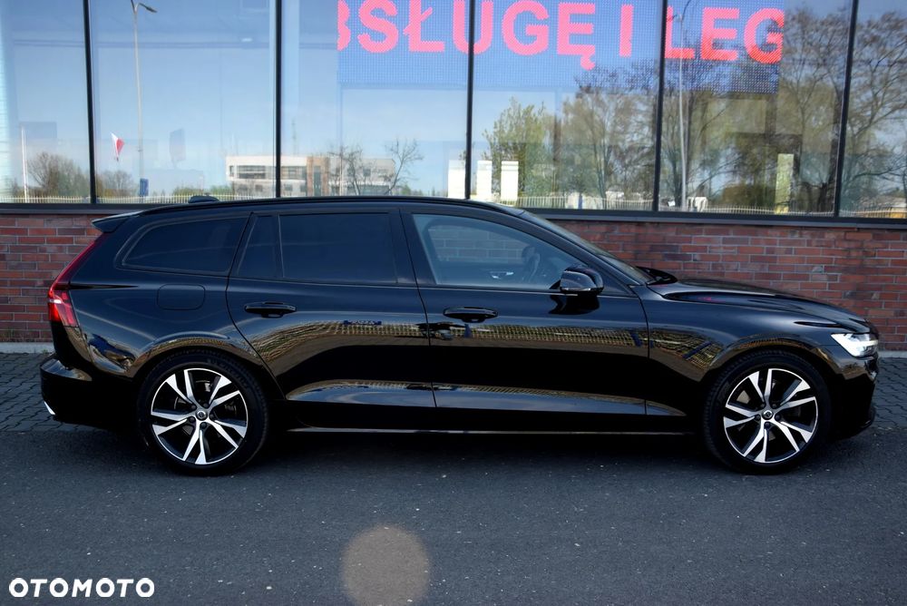 Volvo V60 B4 D R-Design - 8