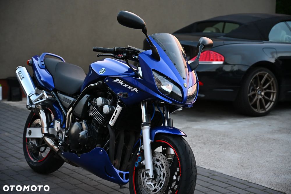 Yamaha FZS - 1