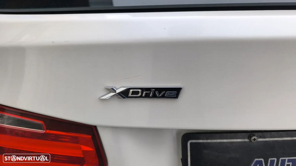 BMW 318 d xDrive Luxury Line - 20