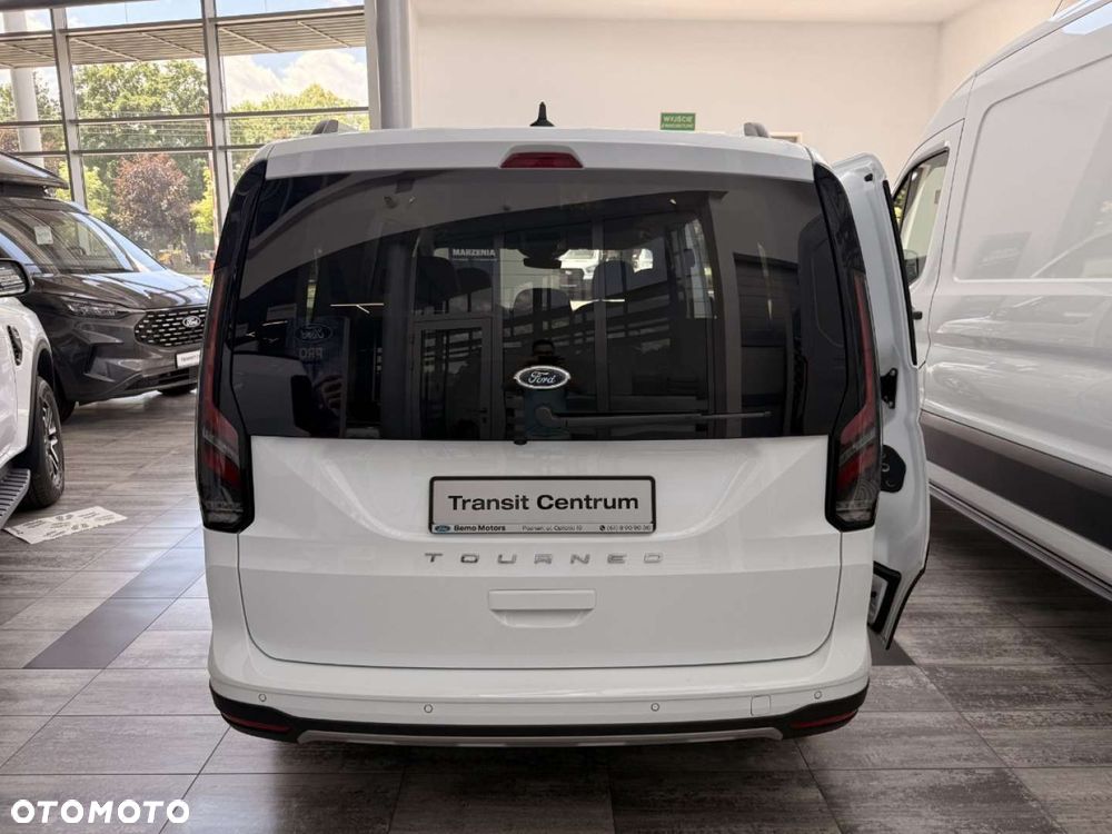 Ford Tourneo Connect Grand - 9