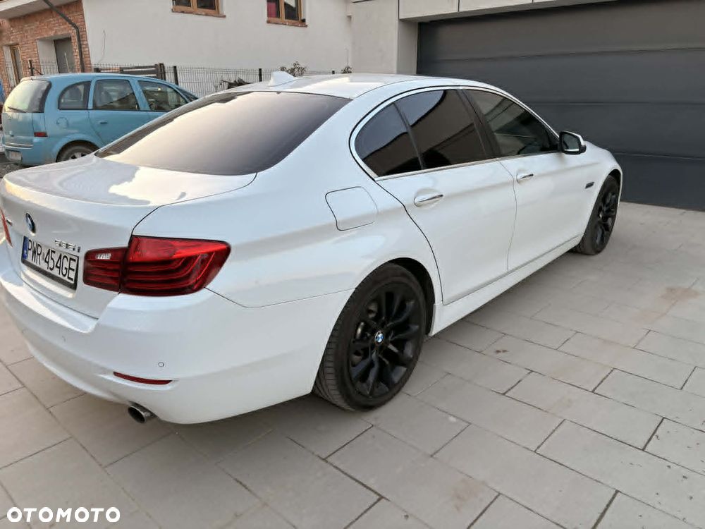 BMW Seria 5 535i xDrive Sport-Aut Luxury Line - 6