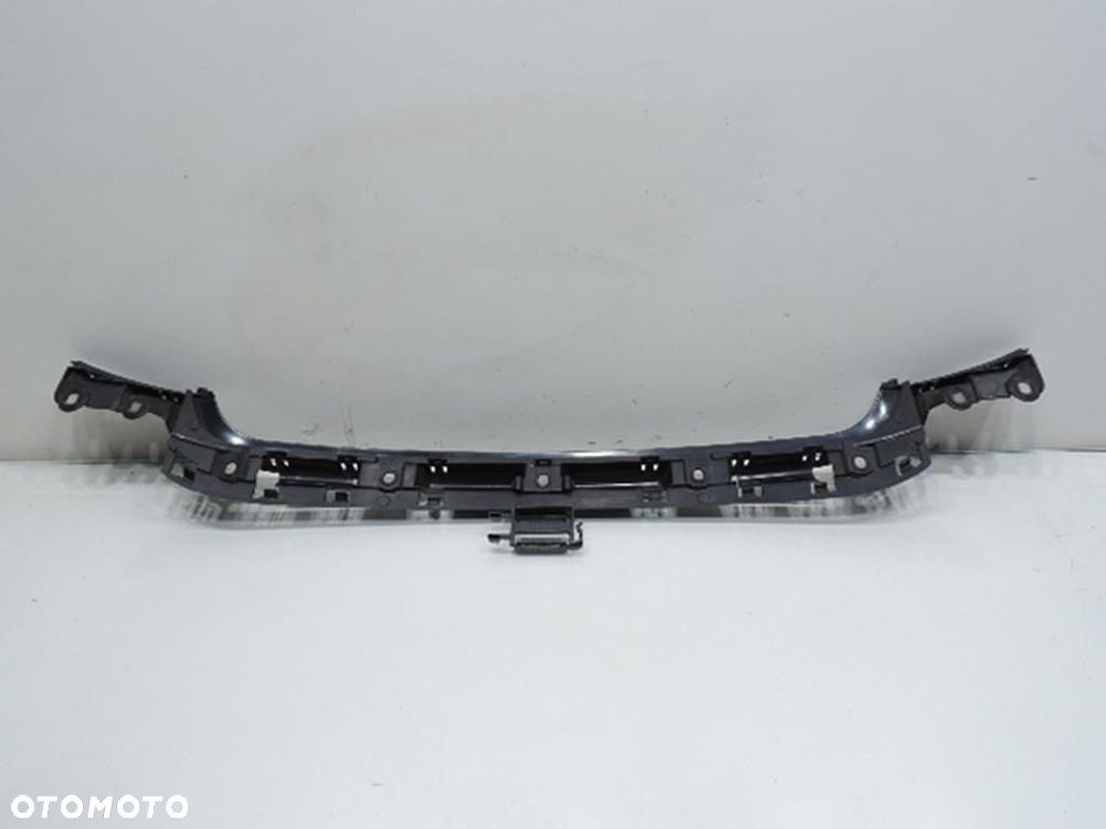 ŚLIZG ZDERZAKA TYŁ BMW E81 LIFT - 2