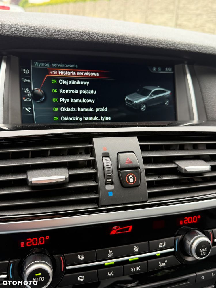 BMW X4 xDrive20i - 23