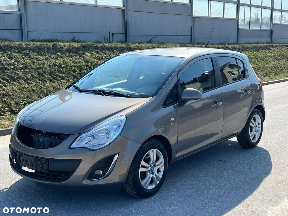 Opel Corsa - 1