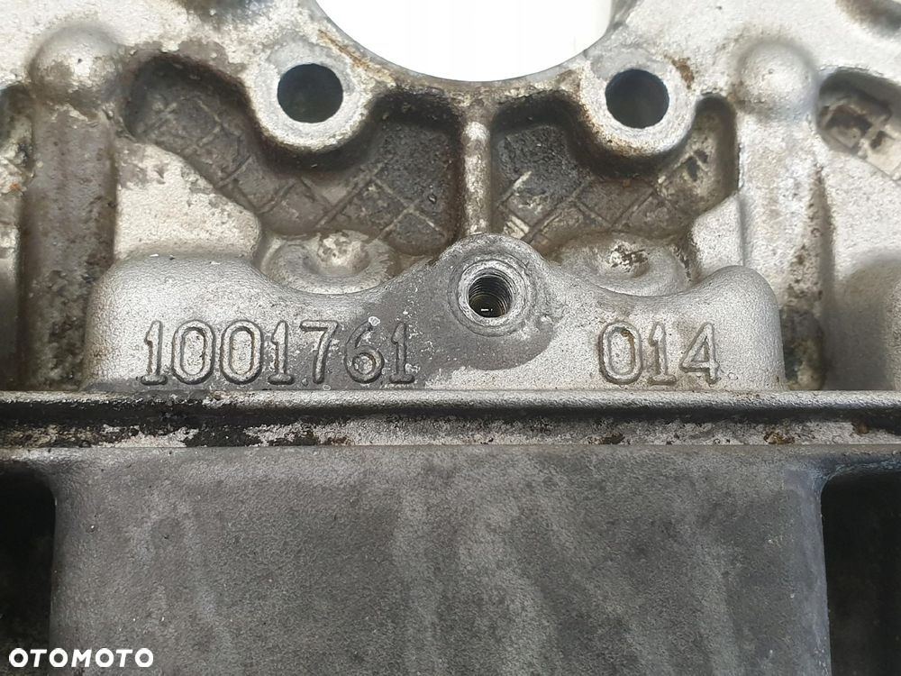 Volvo S60 V70 II 2.0 2.4 T POKRYWA ZAWORÓW 1001761 - 2