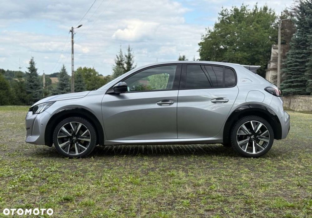 Peugeot 208 PureTech 130 EAT8 GT - 8