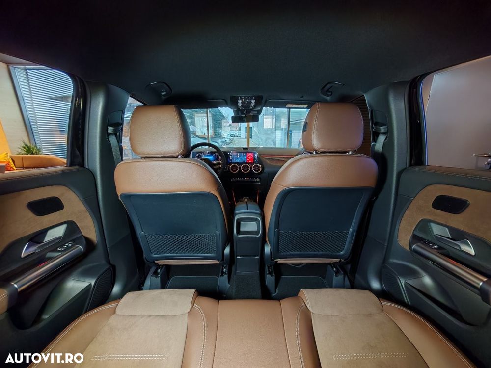 Mercedes-Benz GLA 250 e - 11