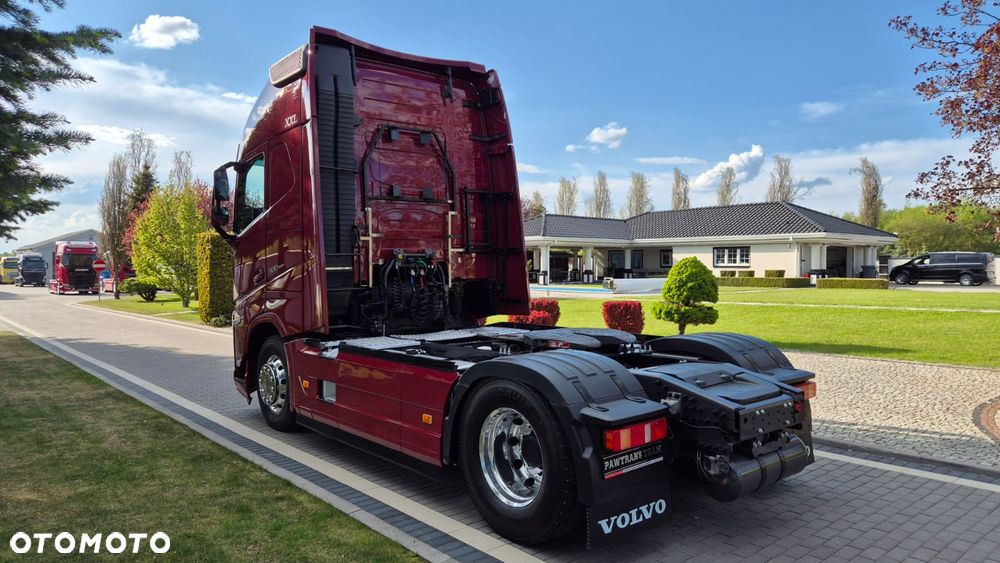 Volvo VOLVO///FH///500///2023/// GLOBETROTTER///XXL/// VIRTUAL COCPIT///FULL LED///ALUFELGI///KLIMATYZACJA POSTOJOWA///ZABUDOWY MIĘDZYOSIOWE///STAN BARDZO DOBRY - 7
