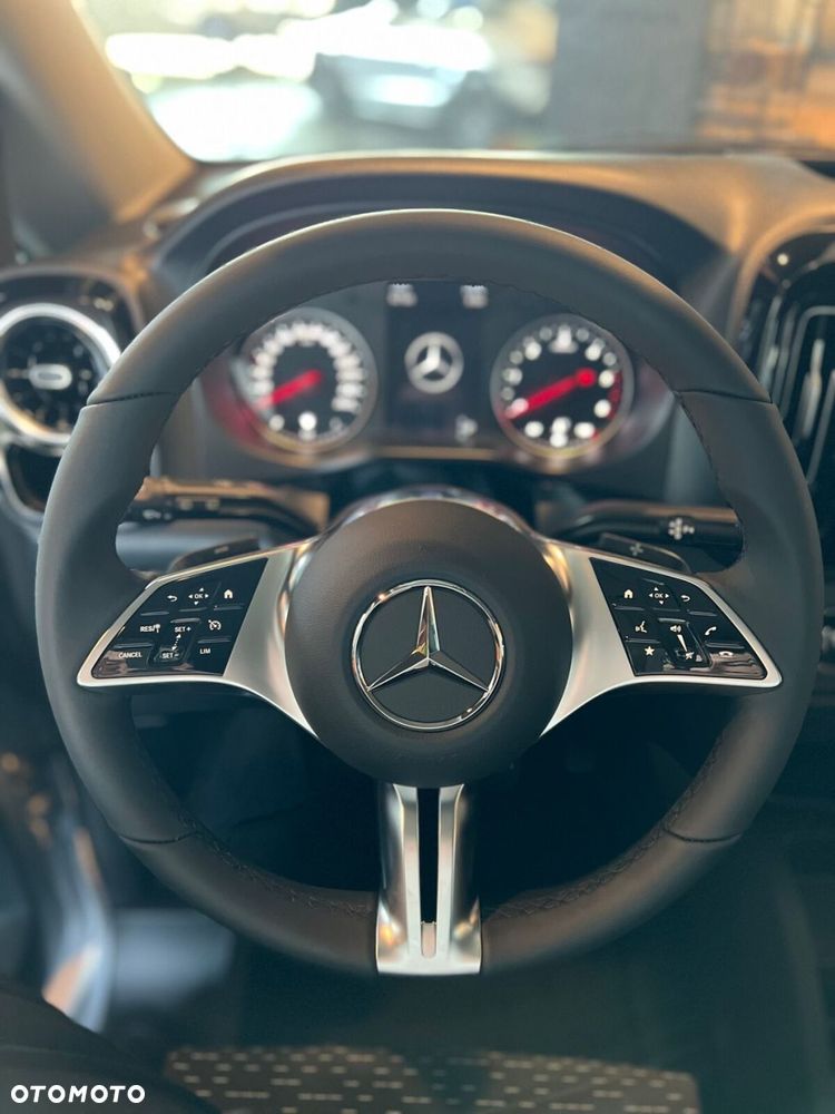 Mercedes-Benz Vito - 10