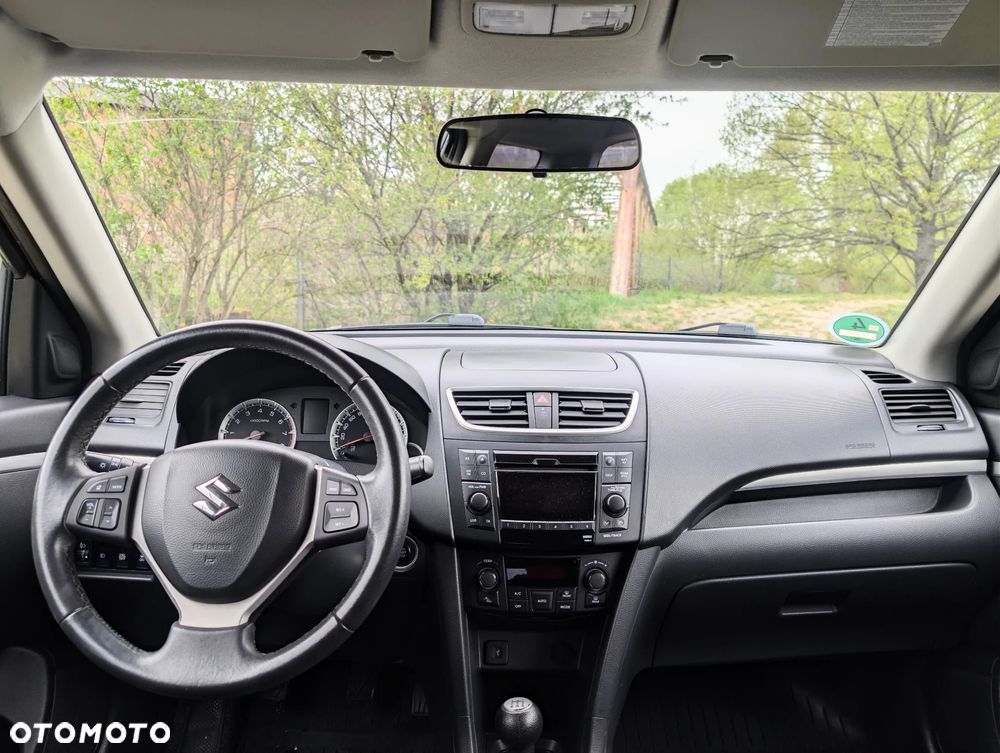 Suzuki Swift 1.2 Premium - 7