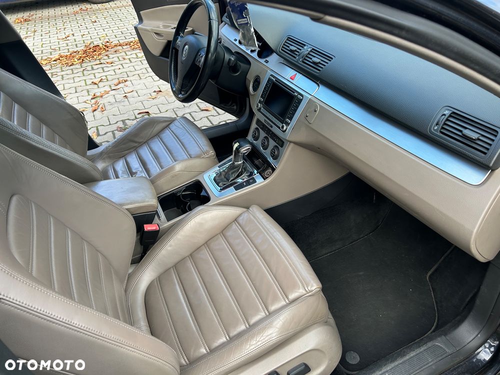 Volkswagen Passat 2.0 TDI DPF Highline DSG - 14