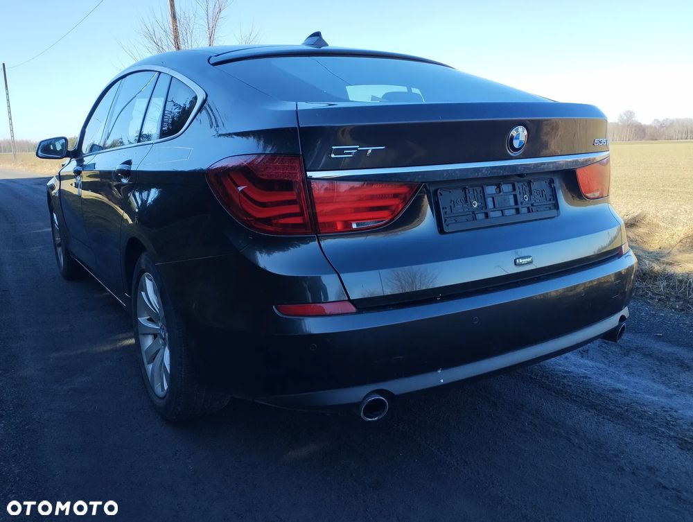 BMW 5GT 535i - 10