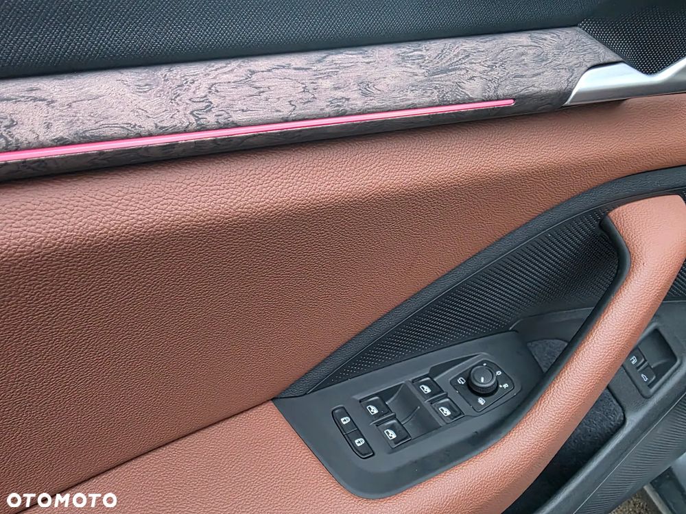 Skoda Superb 1.5 TSI mHEV L&K DSG - 15