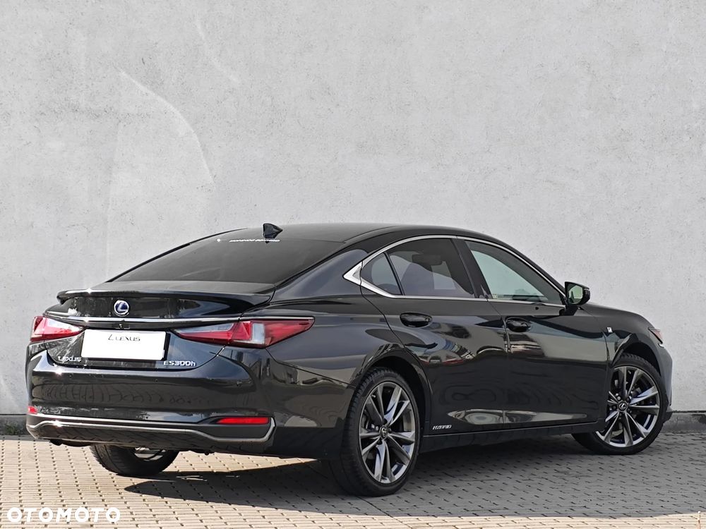 Lexus ES 300h F Sport Edition - 6