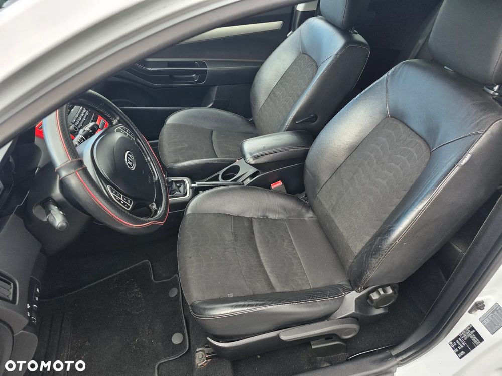 Kia ProCeed 2.0 CRDi EX - 16