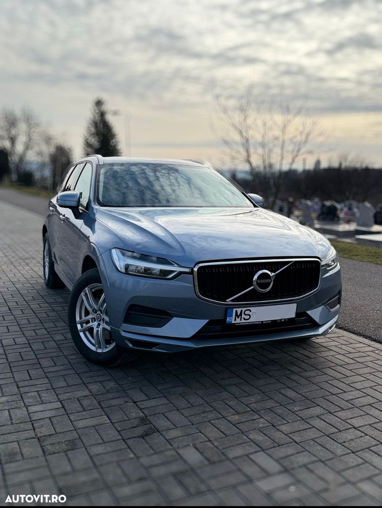 Volvo XC 60 D4 AWD Geartronic Momentum - 2