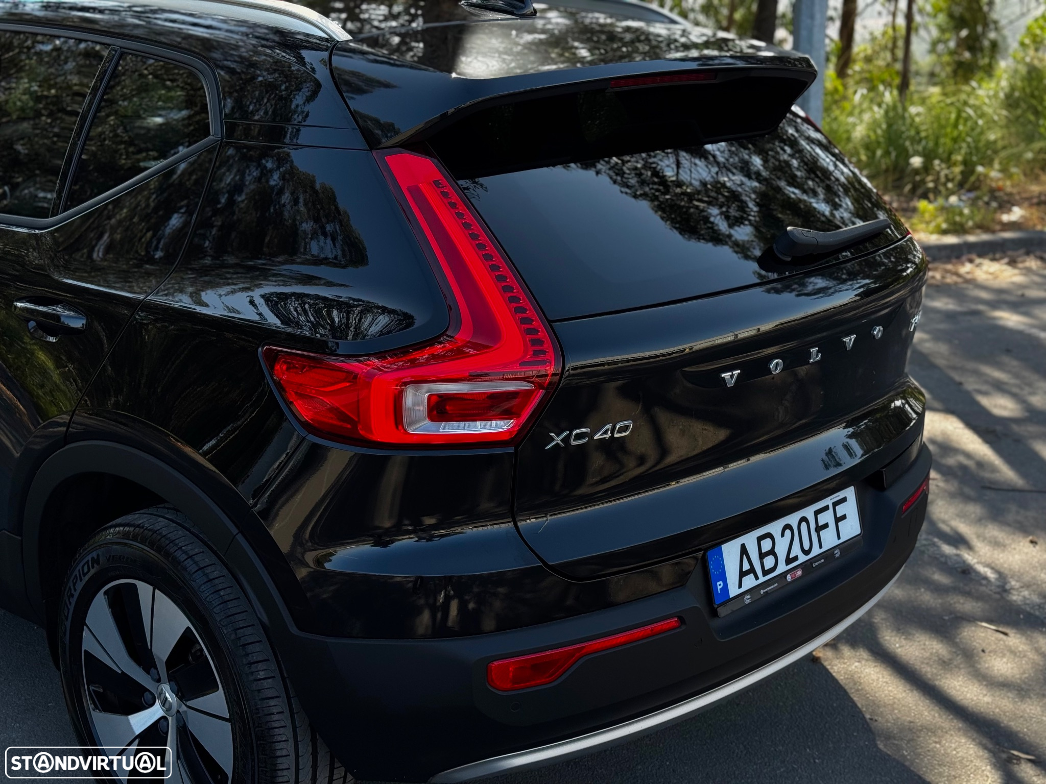 Volvo XC 40 1.5 T5 PHEV Momentum Plus - 31