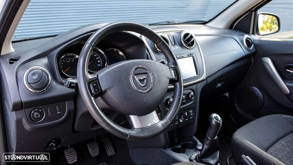 Dacia Sandero 0.9 TCe Stepway - 13