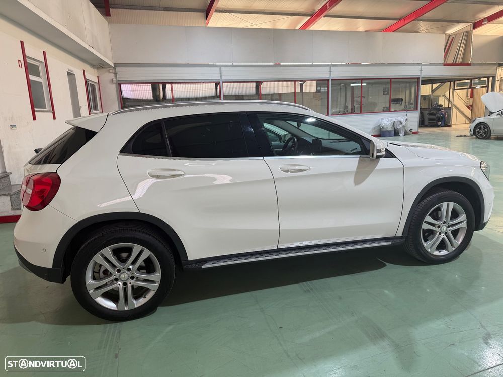 Mercedes-Benz GLA 180 (CDI) d 7G-DCT Urban - 4