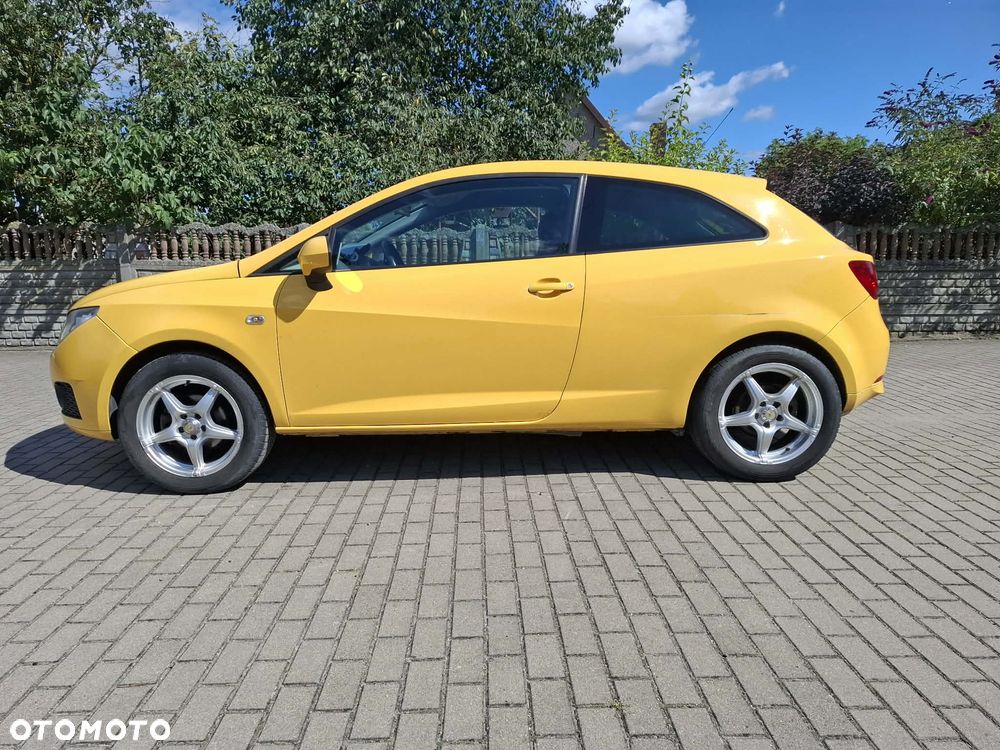 Seat Ibiza SC 1.6 16V Style - 1