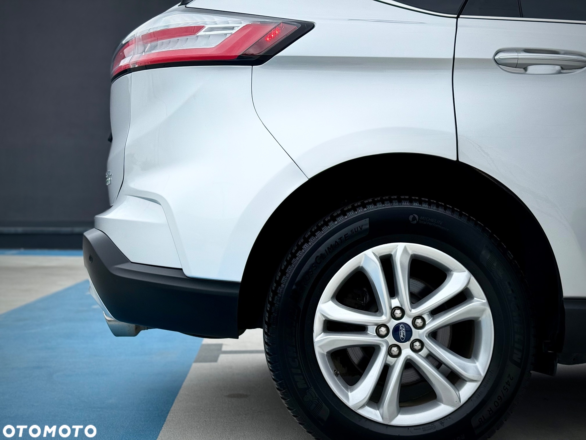 Ford Edge - 25