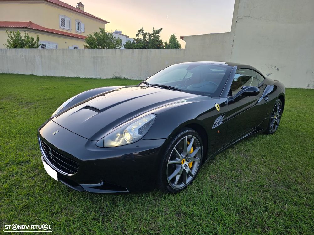 Ferrari California - 12