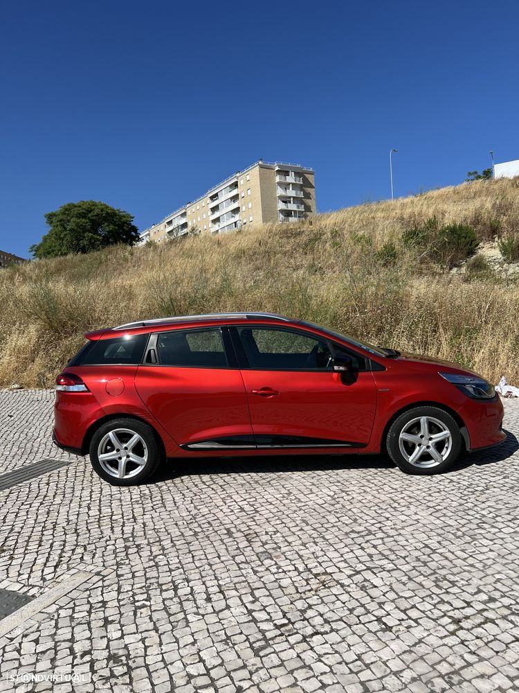 Renault Clio - 3